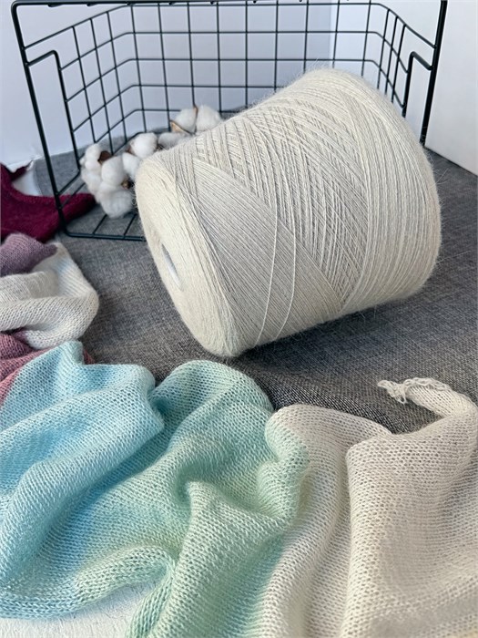 Maremma (by Ri.Go), 100 г/800 м, 50% альпака, 50% меринос, слоновая кость (цвет 701) 3731