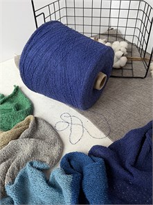{{photo.Alt || photo.Description || 'KIR (Lanifico dell`olivo), 80% хлопок, 20% ПА (букле), 100 г/1550 м, цвет индиго'}}